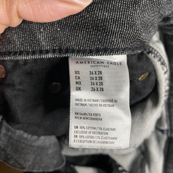 American Eagle Men's Black Wash Slim Distressed Denim Jeans - Picture 8 of 9